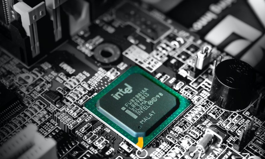 Une faille Intel a été détectée, les données personnelles de millions d'utilisateurs en danger.