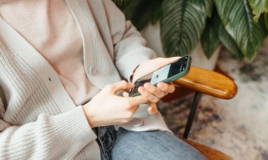 attacher votre compte freebox dans votre espace abonné mobile