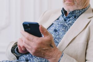 Smartphone qui vibre mais n’affiche rien