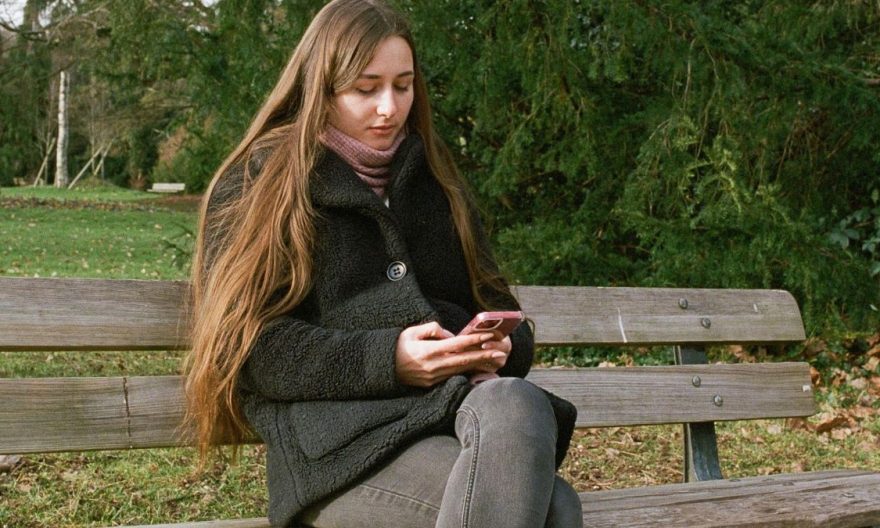 Comment activer le mode monochrome sur un Galaxy S25 Ultra pour économiser la batterie