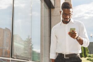 Smartphone fissuré comment savoir si c’est l’écran ou simplement le verre de protection (1)