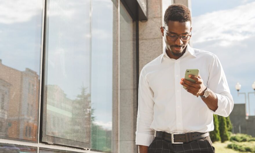 Smartphone fissuré comment savoir si c’est l’écran ou simplement le verre de protection (1)