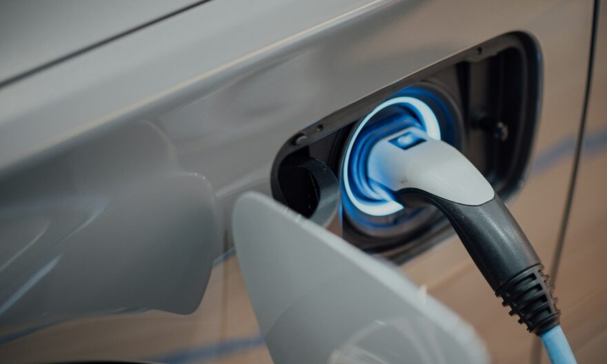Recharge d'une voiture électrique