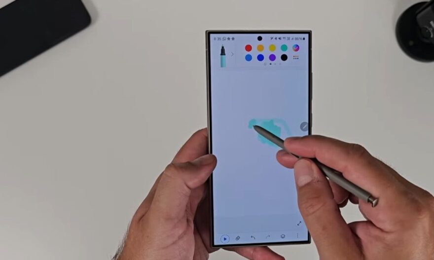 Galaxy S24 Ultra la manipulation pour réduire la latence S Pen en mode DeX