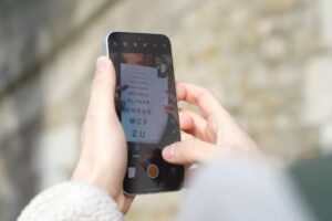 Comment nettoyer le capteur du module périscopique d’un OPPO Find X6
