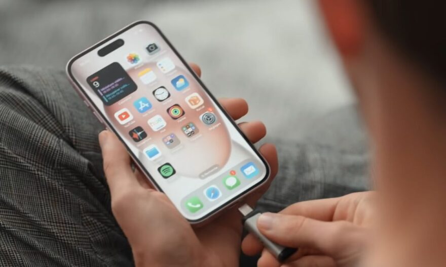 Comment transférer une eSIM Android vers un iPhone 15 sans QR code opérateur