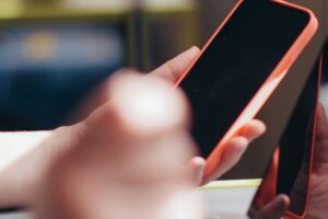 Android renforce la sécurité contre les appels frauduleux et les SMS malveillants