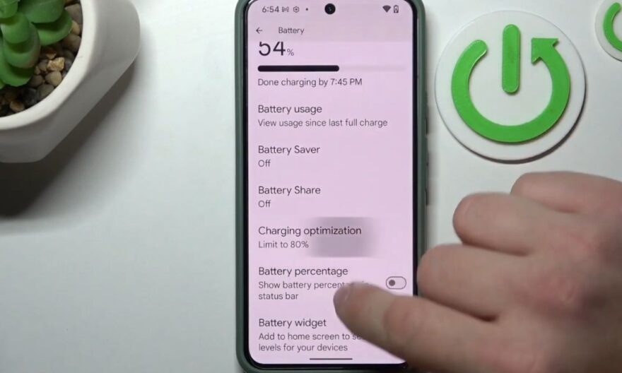 Pourquoi le Pixel 8 bloque la charge à 80 % sans avertissement