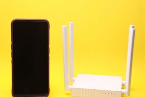 FreeWifi vs autres réseaux Wi-Fi publics sécurisés que choisir