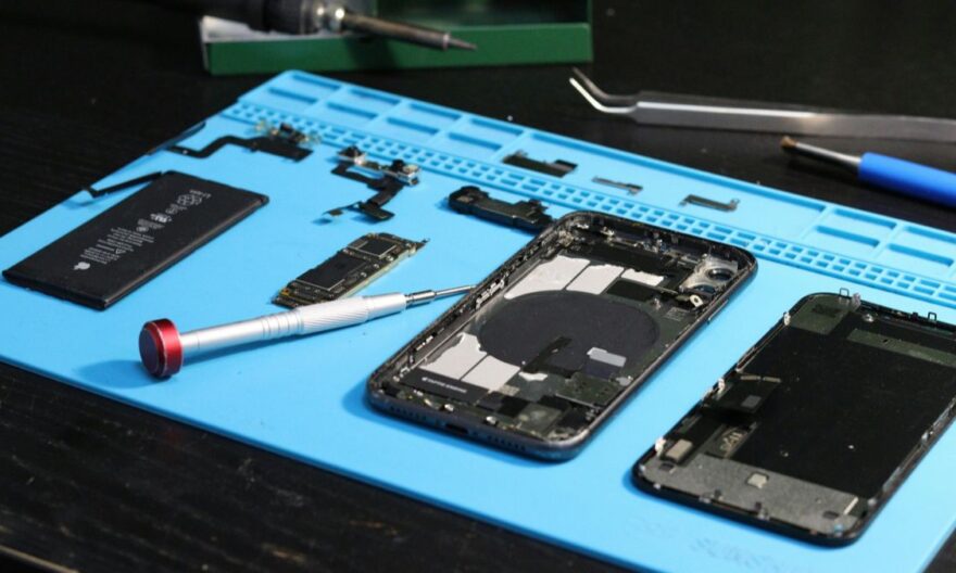 Pourquoi les entreprises se tournent vers le smartphone reconditionné