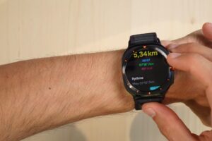Samsung Galaxy Watch Ultra 2 la 5G au programme comme sur l’Apple Watch Ultra 3