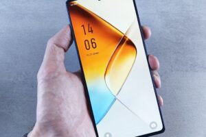 Oppo Find X9 Ultra l’accessoire zoom qui vise les longues focales extrêmes sur mobile