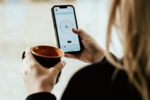 128 Go sur iPhone 16 : combien de vidéos 4K peut-on réellement enregistrer avant d’être bloqué?
