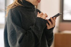 Pourquoi les notifications WhatsApp arrivent-elles en retard sur certains Xiaomi ?