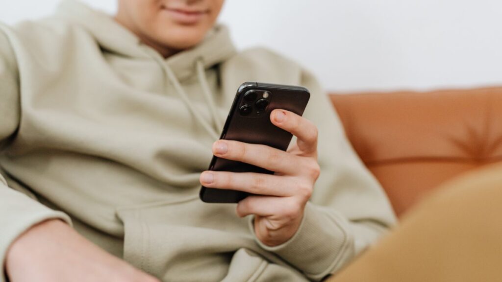 eSIM sur iPhone et Android pourquoi certains QR codes expirent après une seule activation