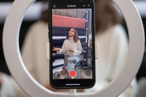 Pourquoi les constructeurs abandonnent discrètement les téléobjectifs 10x sur leurs flagships 2026
